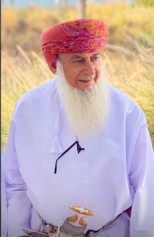 ثلاثين عامًا يرحب بالموت في بيته