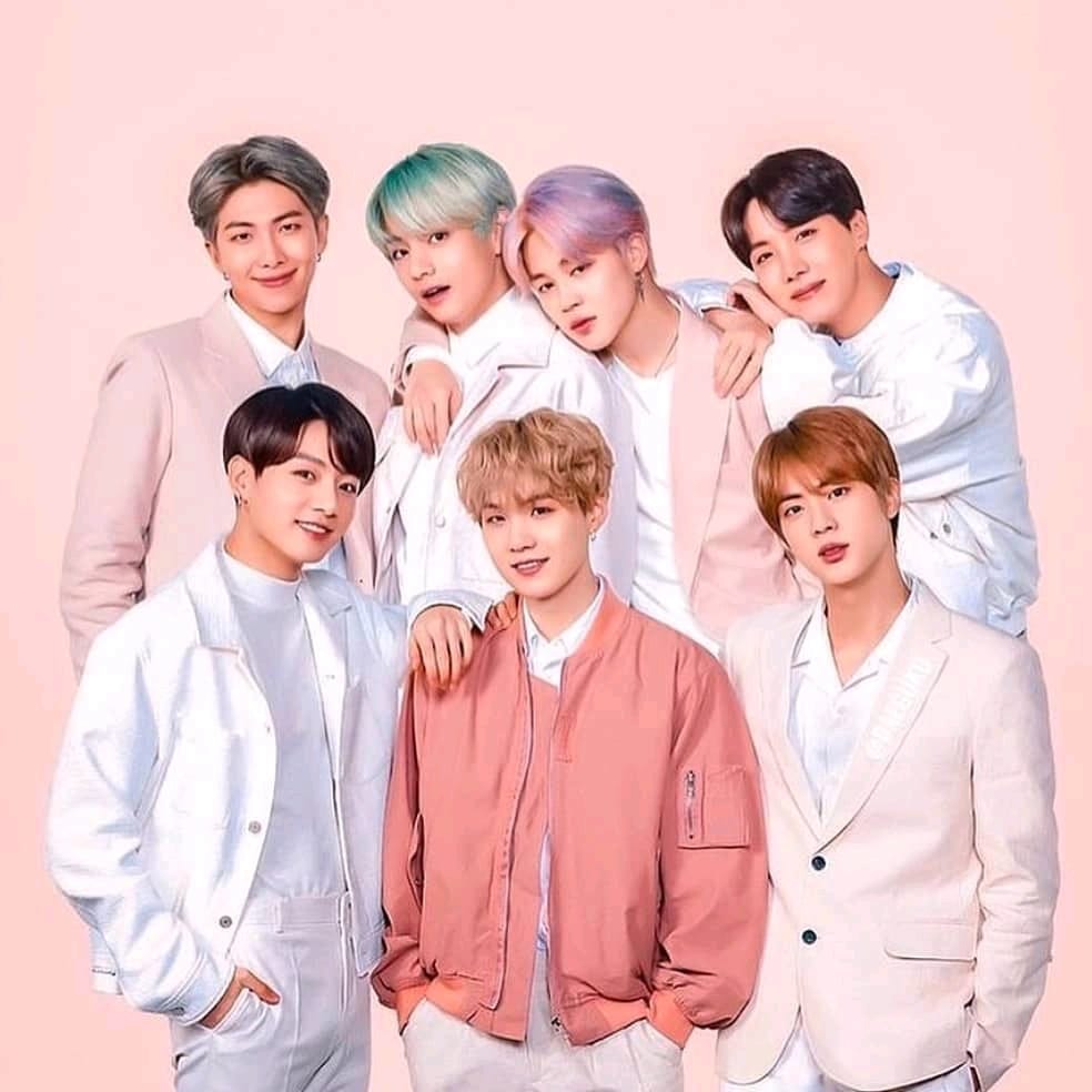 هل تمثل “ظاهرة الـ”بي تي اس” (BTS)” انتقالا في مركزيات البوب العالمي نحو الأطراف؟في الشروط الفنية والرقمية لثورة البوب الكوري (K-Pop) خلال عصر الأنفوسفير