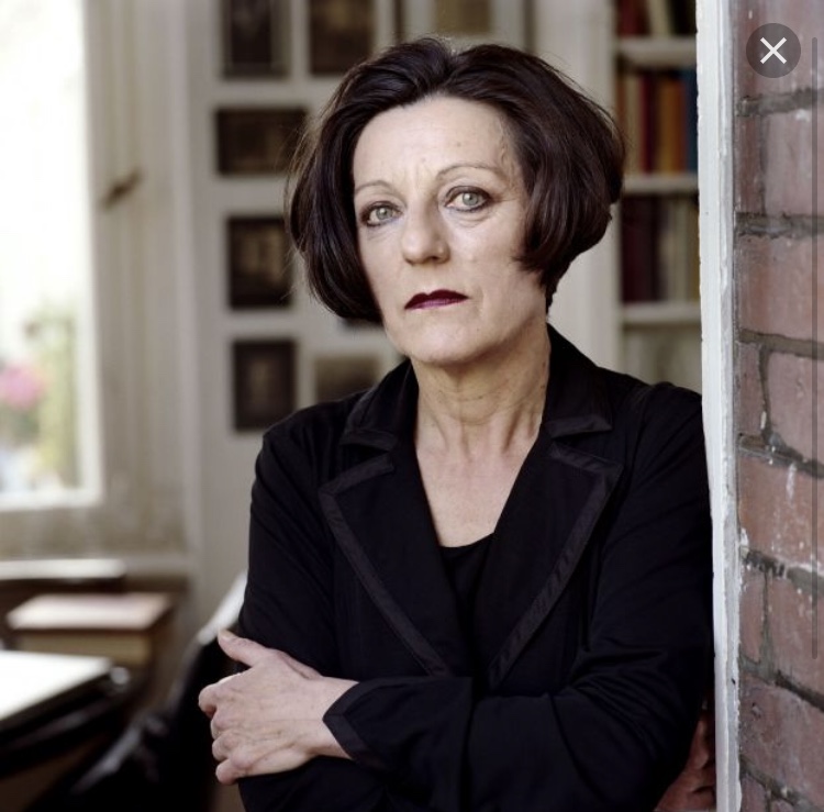 هيرتا موللر: فن الخيال(٢)