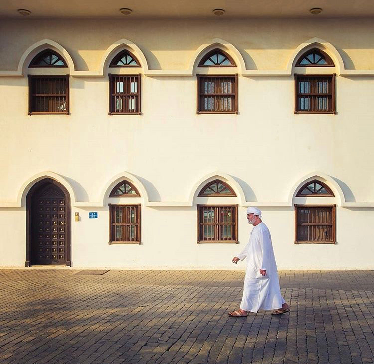 واقع المجتمع المعاصر إلى أين؟!