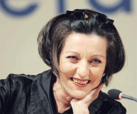 هيرتا موللر: فن الخيال (١)