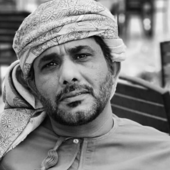 حوار مع  الشاعر العماني محمد قراطاس