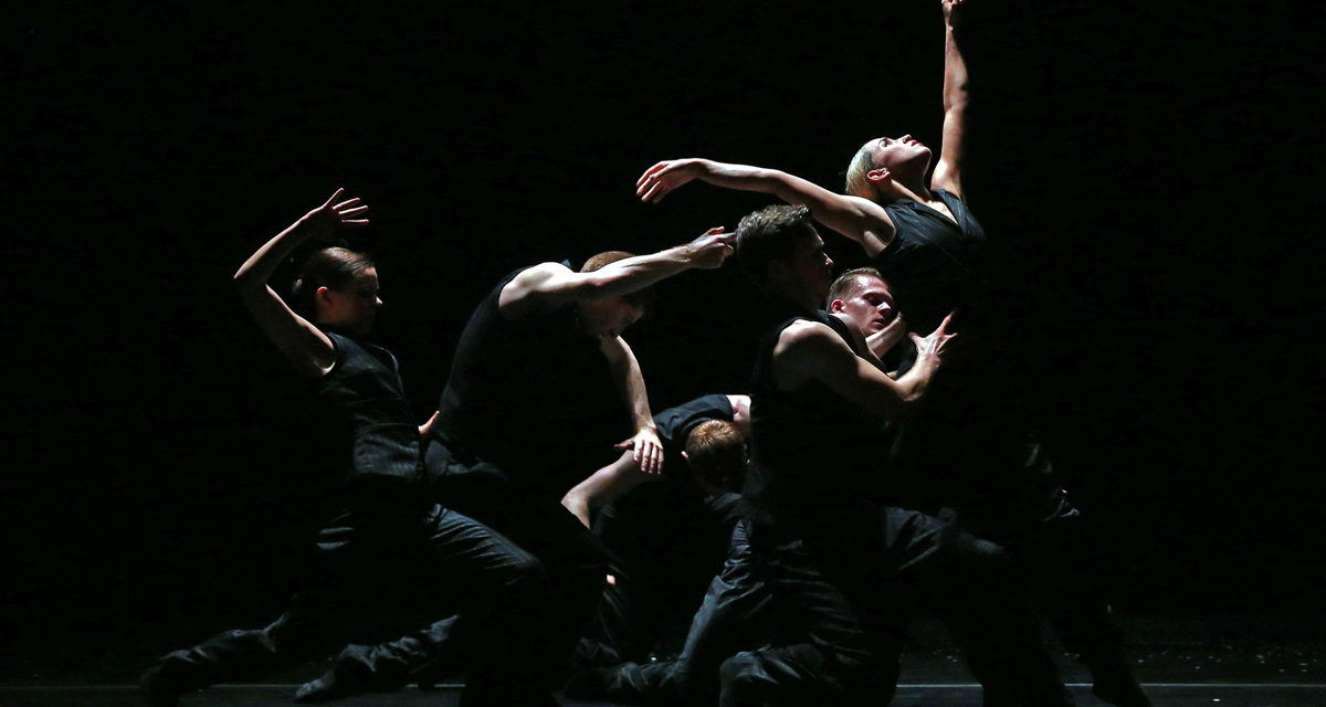 الرقص بوصفه أسلوبًا تعبيريًا عن البيئة والأيدويولوجيا